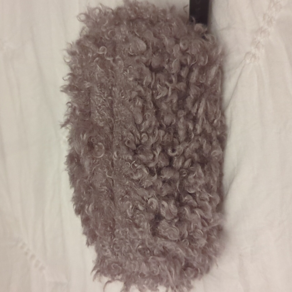 NWT UN Billion Gama Pouch Shaggy Fur Gray Clutch Handbag - Picture 5 of 7